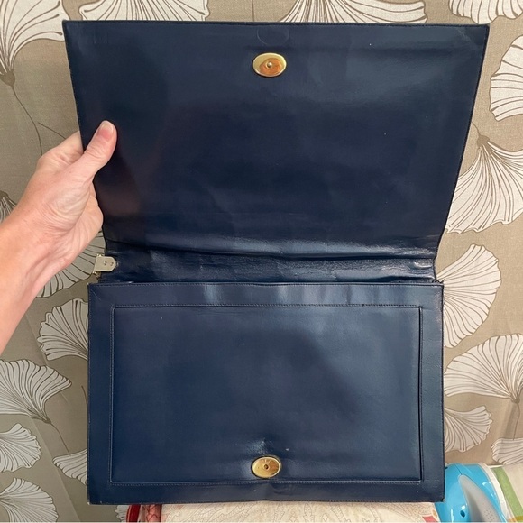 Lou Taylor Navy Clutch Wristlet with Swivel Interior Gold Mirror Italy Vintage - Picture 8 of 16